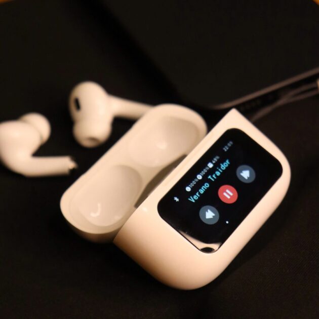 AirPods Pro 2 Ultra avec ÉCRAN TACTILE et technologie ANC+ENC
